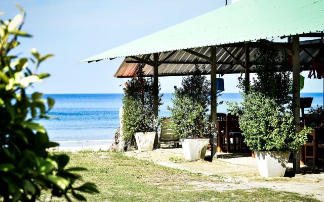 Lanta Mermaid Beachfront Resort