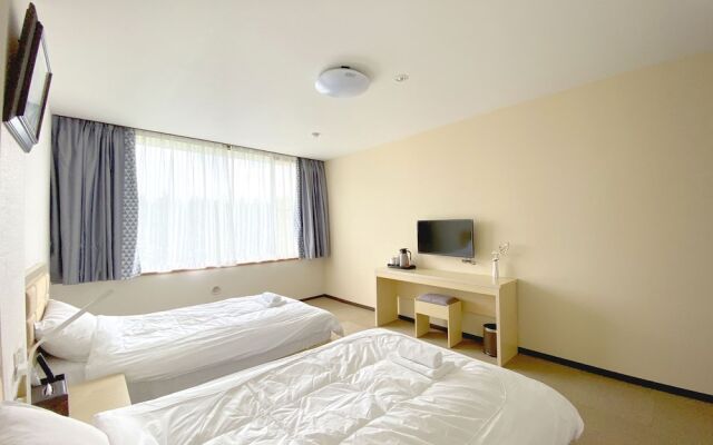 Fuji Yamanakako Resort Hotel