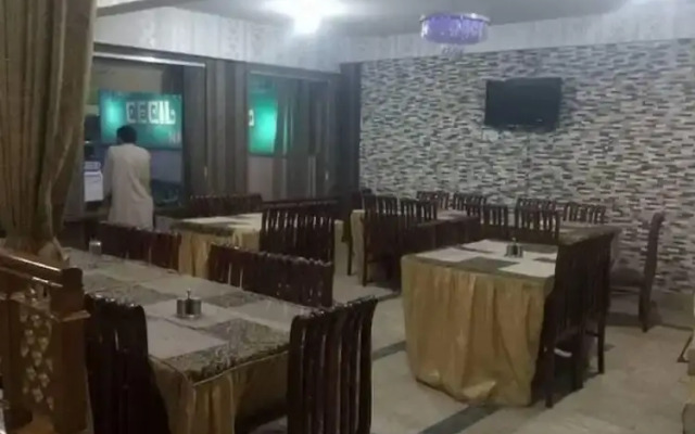 Cecil Hotel