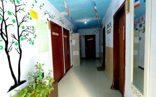 First Met Hostel