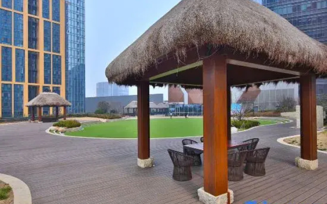Tinglan Apartment Hotel (Qingdao May Fourth Square MIXC)