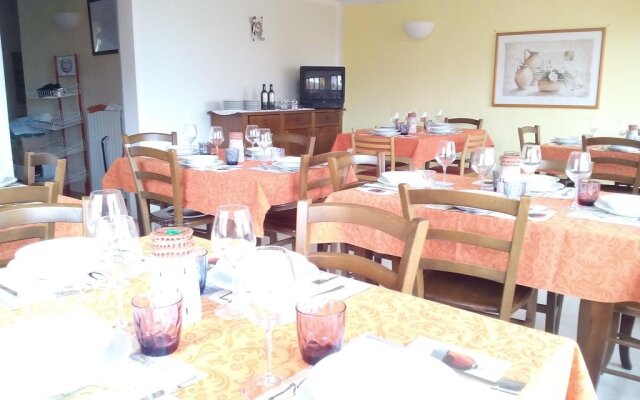 Punto Tappa Pit Stop - Affittacamere e trattoria