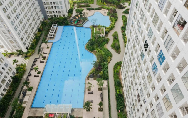 2br Apartment with Study Room at M-Town Residence