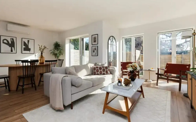 The Wembley Park Secret - Spacious 3bdr Flat With Terrace