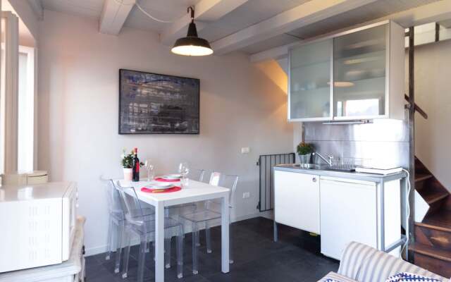 Mamma Ciccia Holiday Home - La Tour Orange Varenna