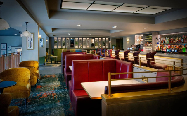 Leonardo Royal Hotel London City