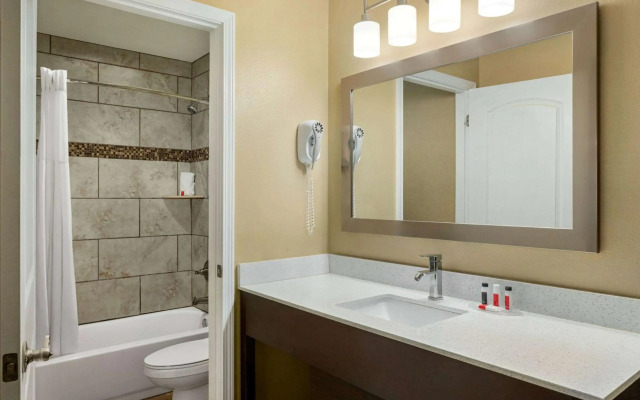 Howard Johnson by Wyndham Pigeon Forge