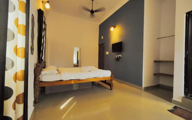 Candolim Glitter Sand