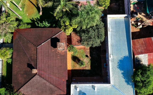 Ára Hostel House