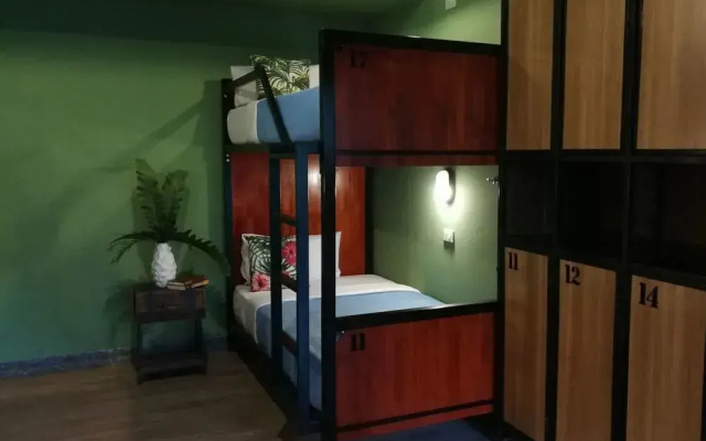 Miami Hostel Sukhumvit