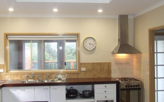 Kiah Country Gardens B&B