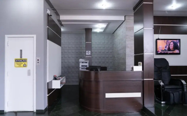 Riviera Hotel