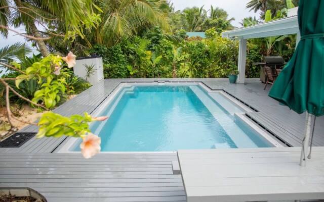 Natura Beach Pool Villa 2