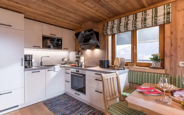 Pleasant Apartment in Hopfgarten near Ski Area