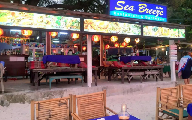 Sea Breeze Resort