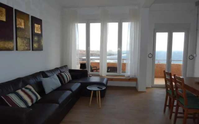 Big, large cozy apartment with sea view