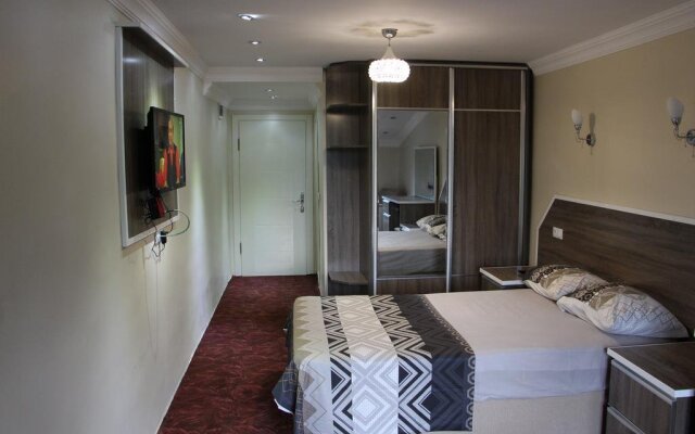 Yanki Otel