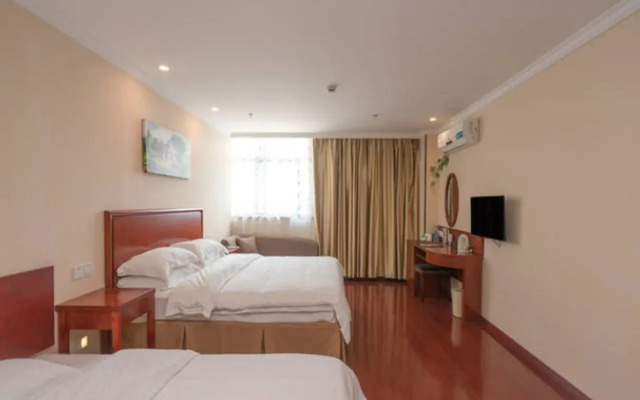 GreenTree Inn Wuhu Fangte Second Phase Nanxiang Wanshang Express Hotel