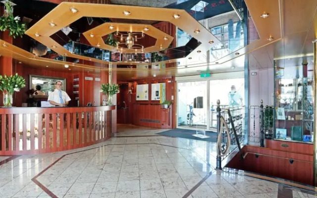 Knm Ms Switzerland I Dusseldorf