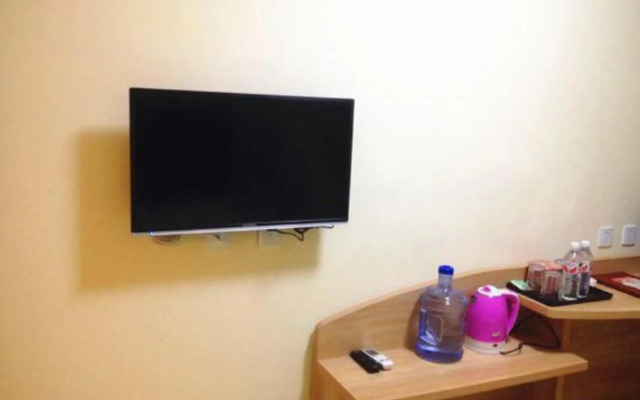 Jiayi Hotel (Jinan High-tech Zone Suncun New Area)