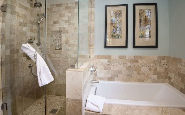 Enclave 158 4 Bedroom Home by RedAwning