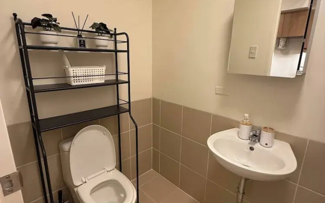 1BR Luxury Apartment The Camden Place