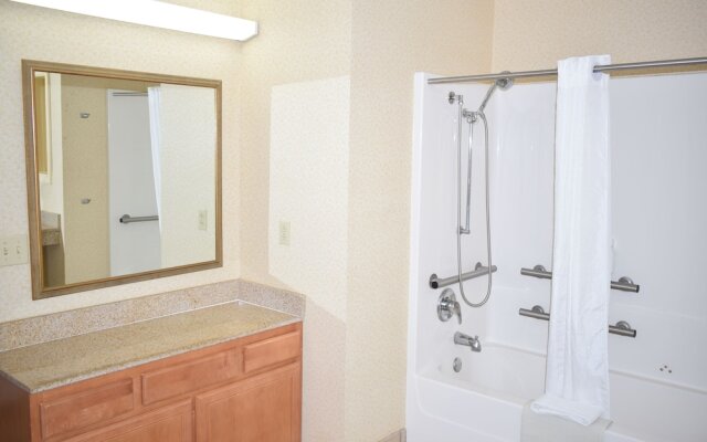 Wingate by Wyndham Youngstown/Austintown