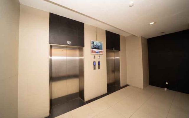 Tamansari Mahogany Apartment Karawang by WG Space – Hotel Rooms – Karawang