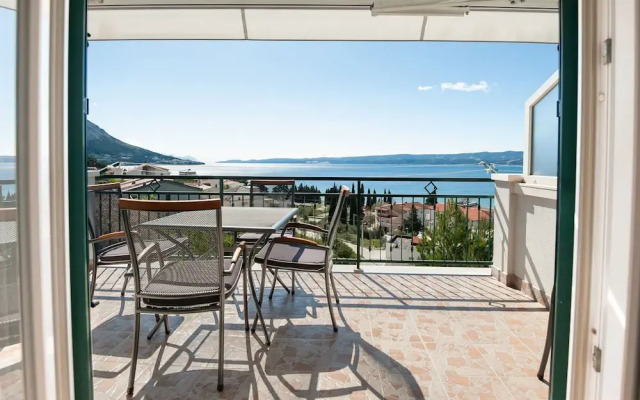 Apartments Tomic