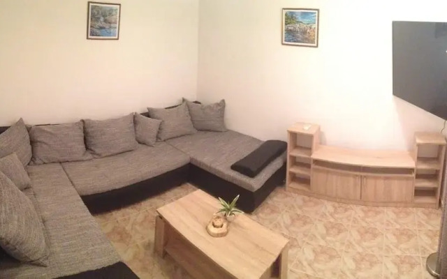 Family Apartment with barbecue