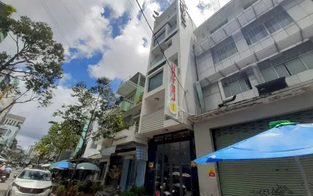 Number One Hotel