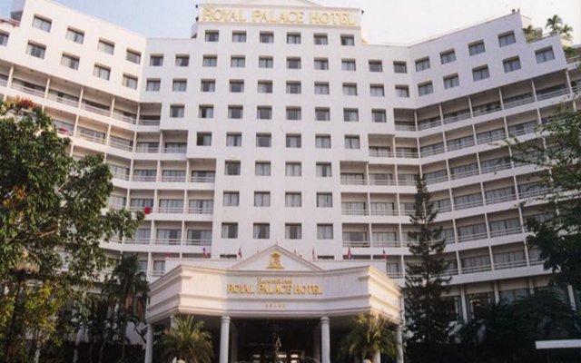 Royal Palace Hotel