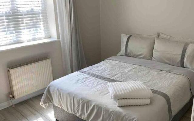 Letterkenny Three Bedroom Town Centre Apartment