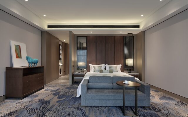 Yading Peninsula Hotel