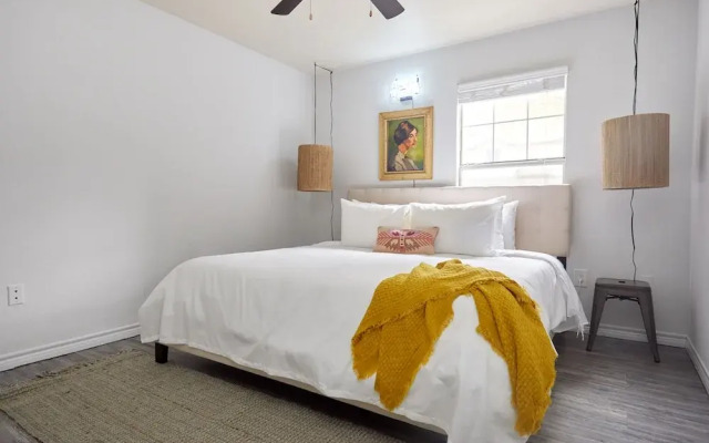 The Domain Luxury Suites by Sonder