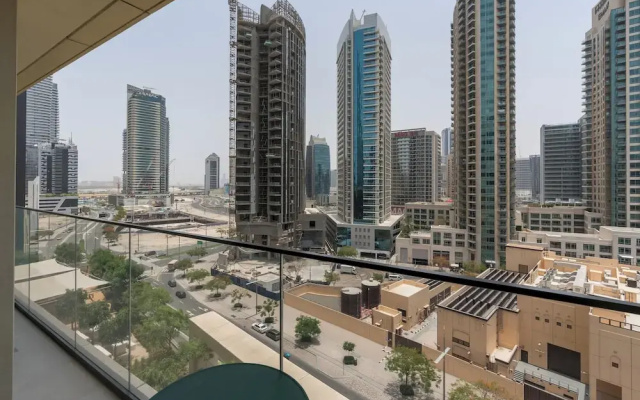 Luxury Burj Royale in the heart of Downtown