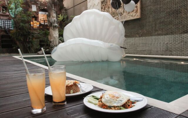 Agus Guest house Sunset Road