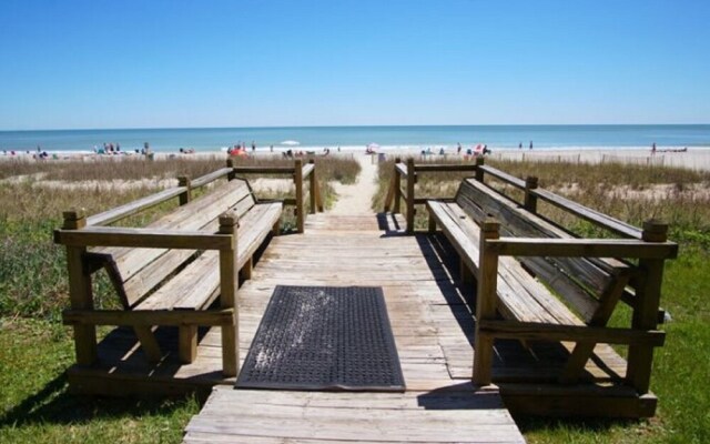 Roxanne Towers by Elliott Beach Rentals