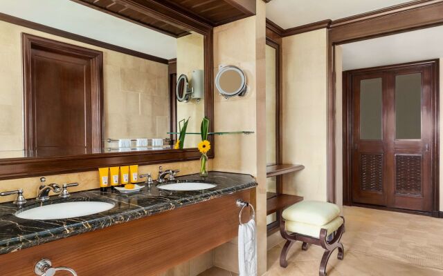 Shangri-La Mactan, Cebu