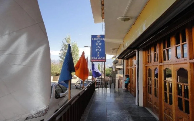 Hotel Shanti Palace