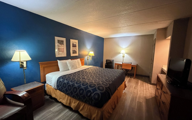 OYO Garden Inn & Suites