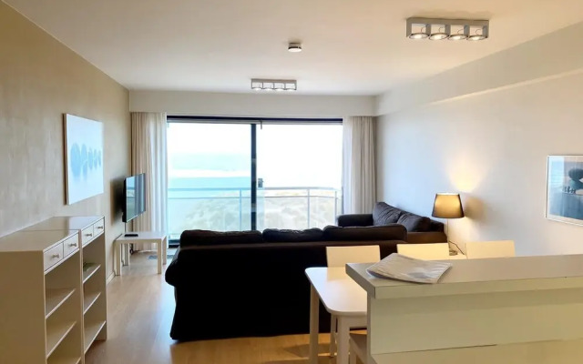 Apartment in Nieuwpoort by the Beach