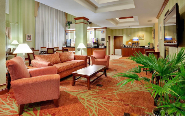 Holiday Inn Express & Suites Quakertown - Allentown Area by IHG