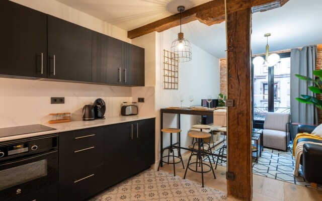Renovado y céntrico apartamento con AC