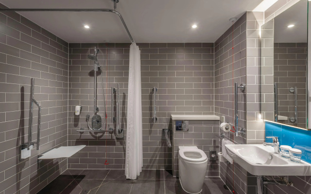 Holiday Inn Express Hotel Dublin Airport by IHG