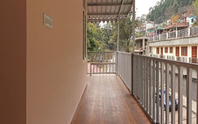 OYO 11541 Misty Heights