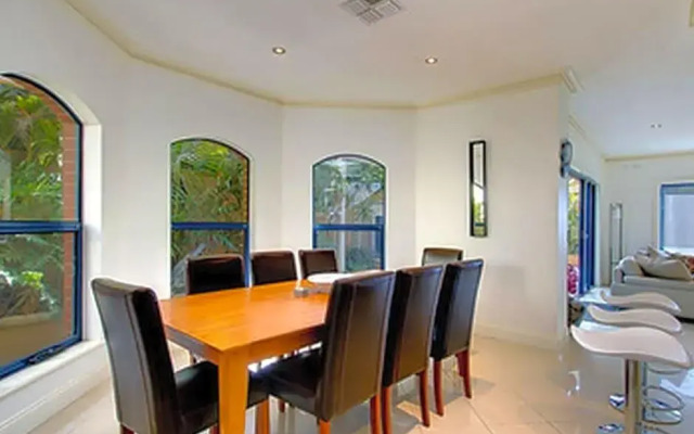Michelles Garden Apartments Adelaide