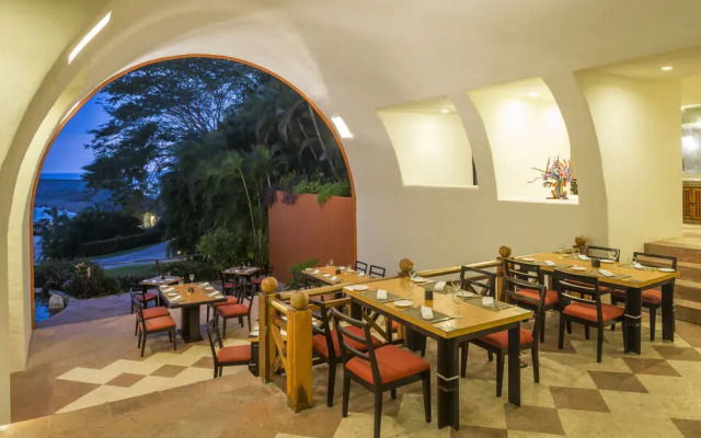 Suite Zaashila Tangolunda