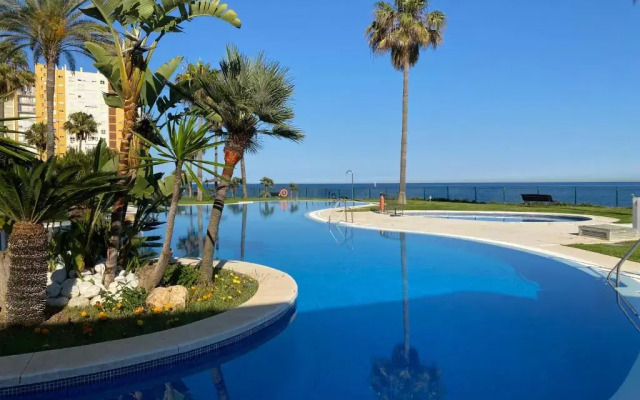 MI CAPRICHO, Beach Front Apartment P.14 3ºB