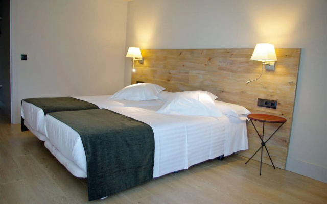 Aparthotel Arrels d'Empordà